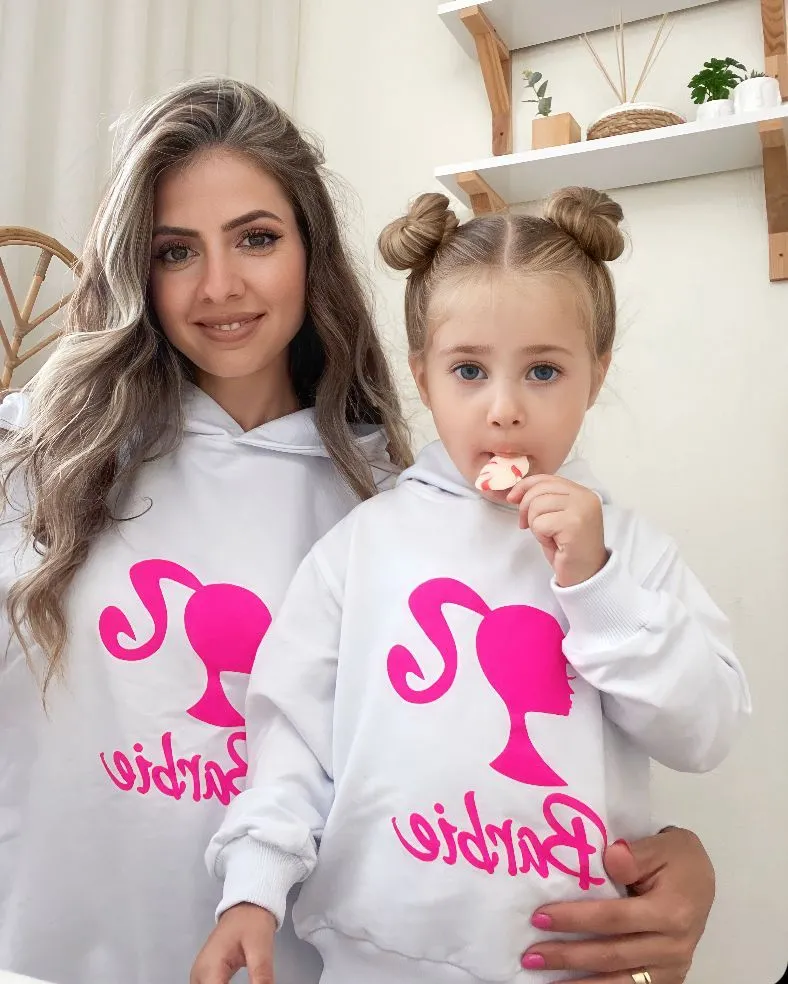Barbie Sweat Anne Cocuk Kombin(tek swetin fiyatidir. Kombin yapmak icin 2.bedeni secin) 