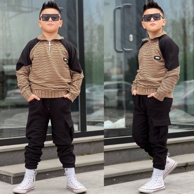 Cizgili Triko Detayli Erkek Cocuk Esofman Takimi